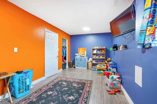 272 Guru Nanak Place, Clearwater, BC - Indoor Photo Showing Other Room