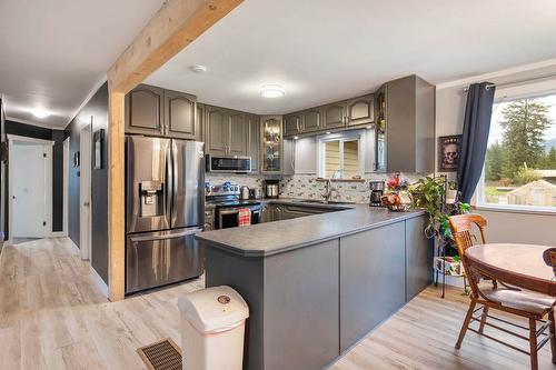 272 Guru Nanak Place, Clearwater, BC - Indoor Photo Showing Kitchen With Double Sink