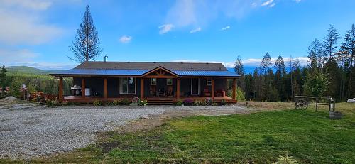 1796 Meadowbrook Settlement Road, Kimberley, BC - Outdoor With Deck Patio Veranda