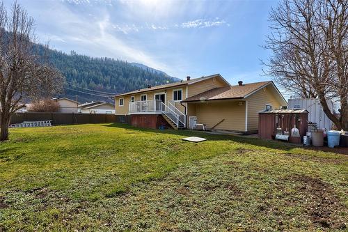 319 Brooke Drive, Chase, BC - Outdoor