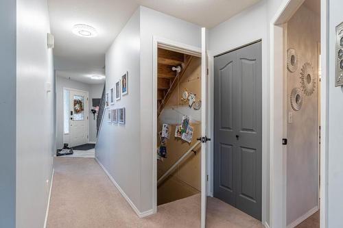 16-2655 Westsyde Road, Kamloops, BC - Indoor Photo Showing Other Room