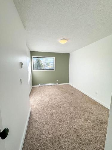 314-1703 Menzies Street, Merritt, BC - Indoor Photo Showing Other Room