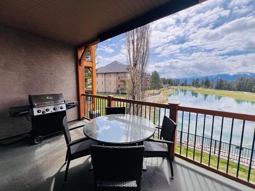 822C-800 Bighorn Boulevard, Radium Hot Springs, BC - Outdoor With Deck Patio Veranda With Exterior