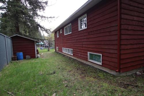 217 6Th Street, Nakusp, BC - Outdoor With Exterior