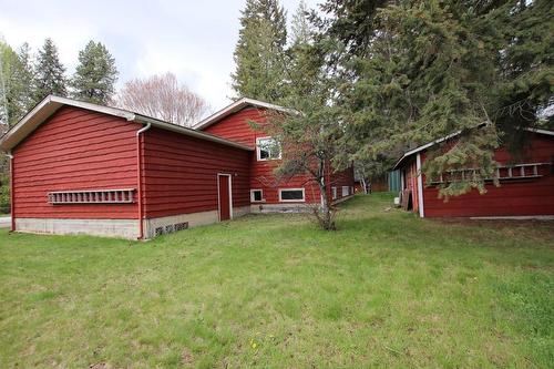 217 6Th Street, Nakusp, BC - Outdoor With Exterior