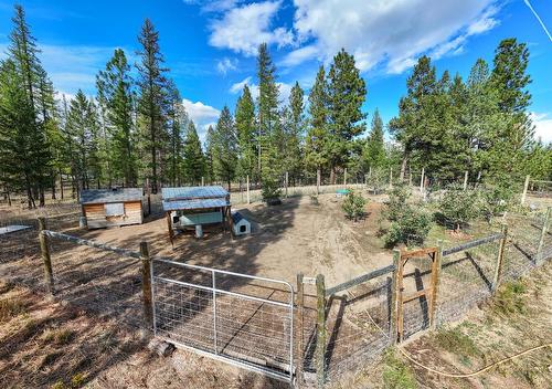 6040 Parnaby Road, Cranbrook, BC - Outdoor With Deck Patio Veranda