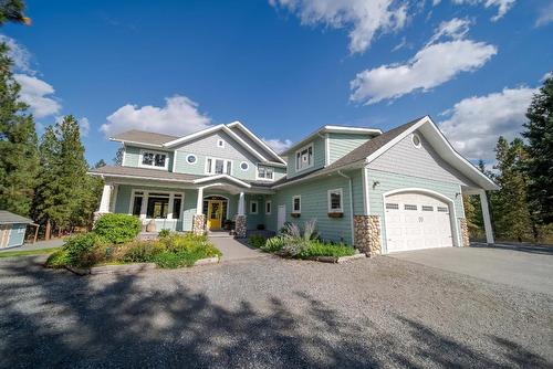 6040 Parnaby Road, Cranbrook, BC - Outdoor With Facade