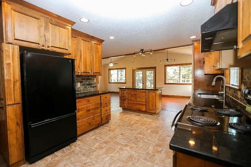 4598 Cedar Hill Road, Falkland, BC - Indoor Photo Showing Kitchen