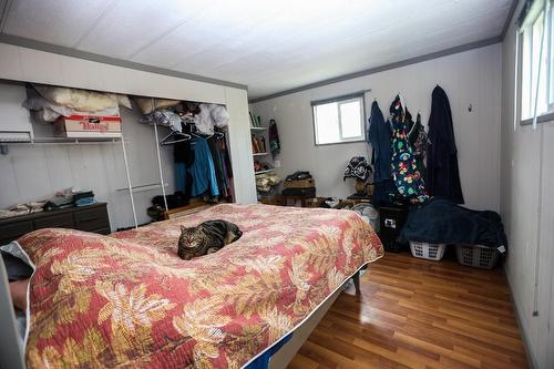 4598 Cedar Hill Road, Falkland, BC - Indoor Photo Showing Bedroom