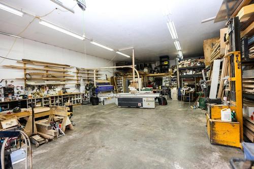 4598 Cedar Hill Road, Falkland, BC - Indoor Photo Showing Garage