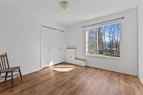 412 Sumac Road, Tappen, BC - Indoor Photo Showing Other Room