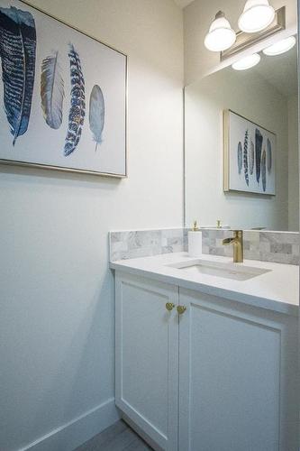 6-4878 Ridge Road, Radium Hot Springs, BC - Indoor Photo Showing Bathroom