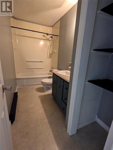 32 Main Street, Frederickton, NL - Indoor Photo Showing Bathroom