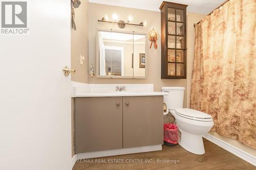 66 Acadian Heights, Brampton, ON - Indoor Photo Showing Bathroom