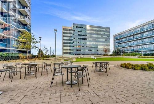 2203 - 3700 Highway 7 Road, Vaughan, ON - Outdoor