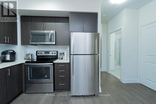 2203 - 3700 Highway 7 Road, Vaughan, ON - Indoor Photo Showing Kitchen With Stainless Steel Kitchen