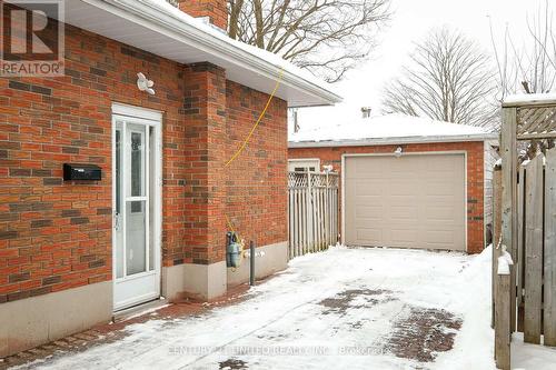 931 Barnardo Avenue, Peterborough (Northcrest), ON - Outdoor With Exterior