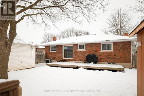 931 Barnardo Avenue, Peterborough (Northcrest), ON - Outdoor With Exterior