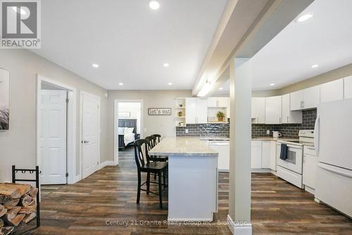 16 Mckay Street, Minden Hills, ON - Indoor Photo Showing Kitchen