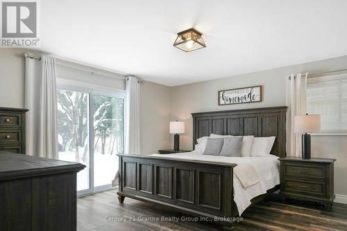 16 Mckay Street, Minden Hills, ON - Indoor Photo Showing Bedroom