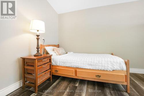 16 Mckay Street, Minden Hills, ON - Indoor Photo Showing Bedroom