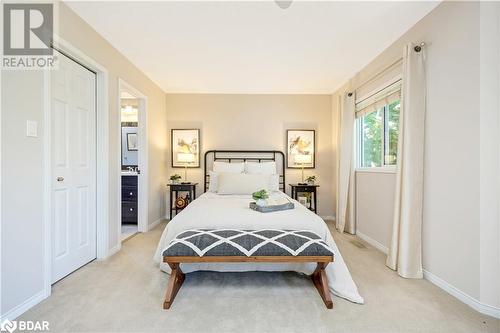 110 Pentland Road, Waterdown, ON - Indoor Photo Showing Bedroom