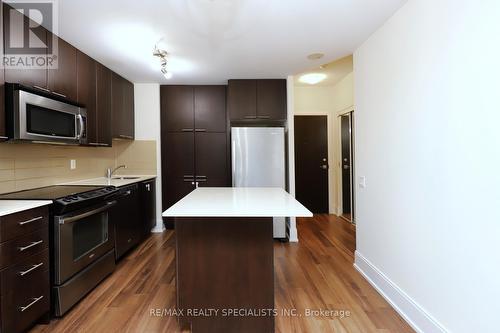 1903 - 15 Viking Lane, Toronto, ON - Indoor Photo Showing Kitchen