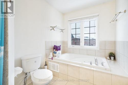 730 Horning Street, Mississauga, ON - Indoor Photo Showing Bathroom