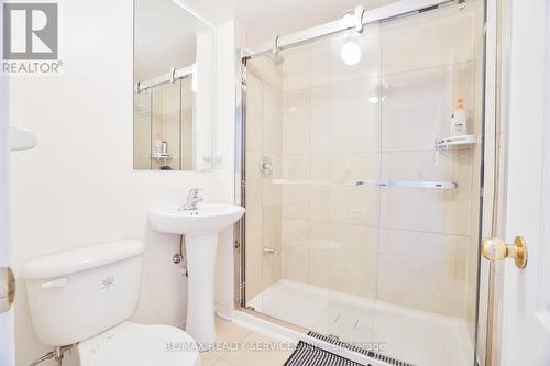 730 Horning Street, Mississauga, ON - Indoor Photo Showing Bathroom