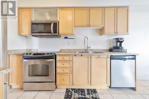 730 Horning Street, Mississauga, ON - Indoor Photo Showing Kitchen