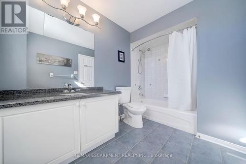 143 Valmont Street, Hamilton, ON - Indoor Photo Showing Bathroom