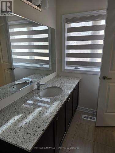 73 Conboy Drive, Erin, ON - Indoor Photo Showing Bathroom