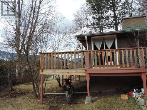 508 Nelson Avenue N, Nakusp, BC - Outdoor