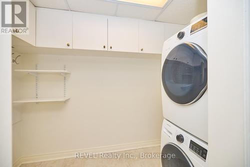 2205 - 701 Geneva Street, St. Catharines (437 - Lakeshore), ON - Indoor Photo Showing Laundry Room