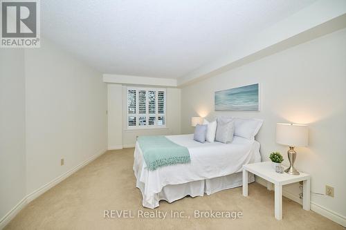 2205 - 701 Geneva Street, St. Catharines (437 - Lakeshore), ON - Indoor Photo Showing Bedroom