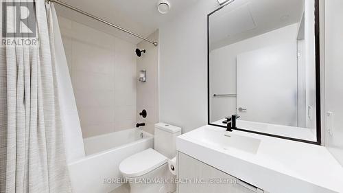 317 - 250 Lawrence Avenue W, Toronto, ON - Indoor Photo Showing Bathroom