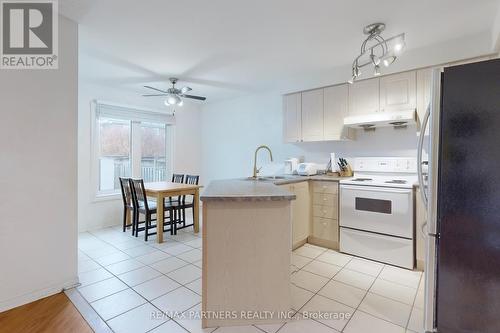 324 Castlemore Avenue, Markham, ON - Indoor Photo Showing Kitchen With Double Sink