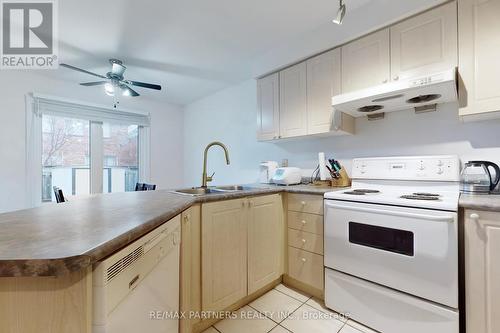 324 Castlemore Avenue, Markham, ON - Indoor Photo Showing Kitchen With Double Sink