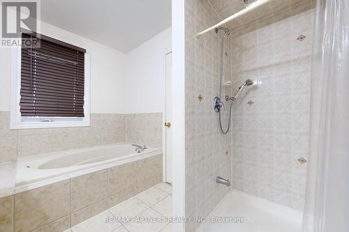 324 Castlemore Avenue, Markham, ON - Indoor Photo Showing Bathroom