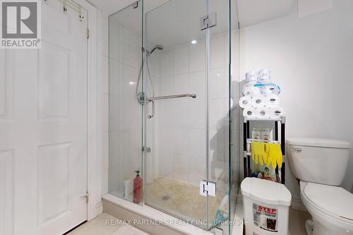 324 Castlemore Avenue, Markham, ON - Indoor Photo Showing Bathroom