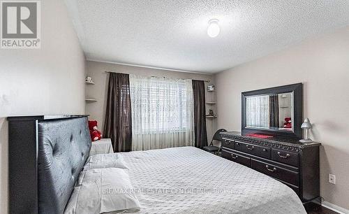 42 Livingston Road, Milton, ON - Indoor Photo Showing Bedroom