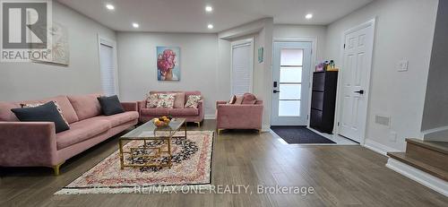 Main - 26 Elmpark Court, Richmond Hill, ON - Indoor