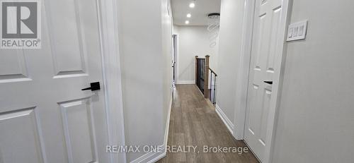 Main - 26 Elmpark Court, Richmond Hill, ON - Indoor Photo Showing Other Room