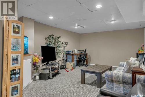 727 Shannon Road, Regina, SK - Indoor