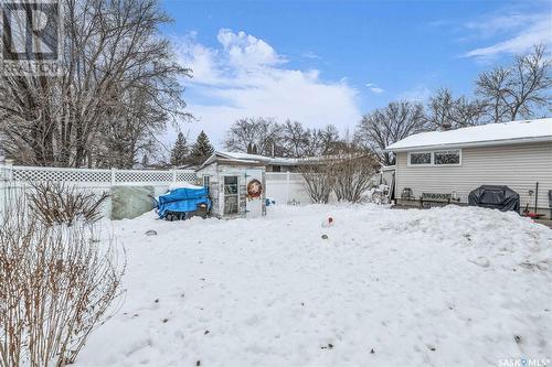 727 Shannon Road, Regina, SK - Outdoor