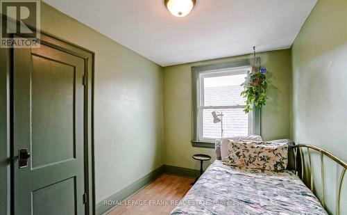 228 Ritson Road S, Oshawa (Central), ON - Indoor Photo Showing Bedroom