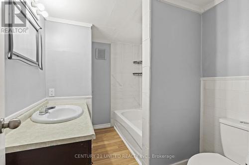 92 Empire Street, Welland (773 - Lincoln/Crowland), ON - Indoor Photo Showing Bathroom