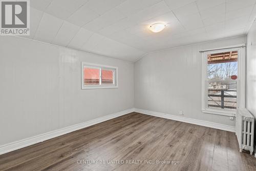 92 Empire Street, Welland (773 - Lincoln/Crowland), ON - Indoor Photo Showing Other Room