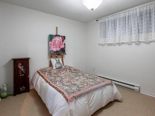 Chambre Ã Â coucher - 206 Rue De La Bruyère, Varennes, QC - Indoor Photo Showing Bedroom