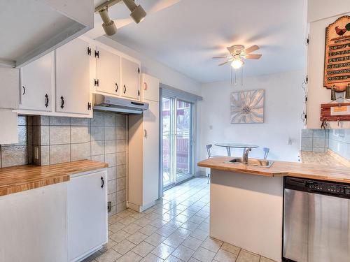 Cuisine - 145 48E Avenue, Montréal (Lachine), QC - Indoor Photo Showing Kitchen